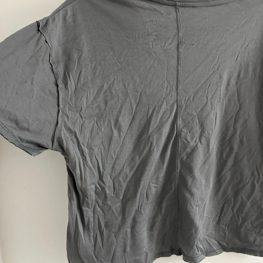 Hello Kitty Grey/Multi Distressed Short Sleeve Sleep T-Shirt. Size M(8-10) - Picture 7 of 11